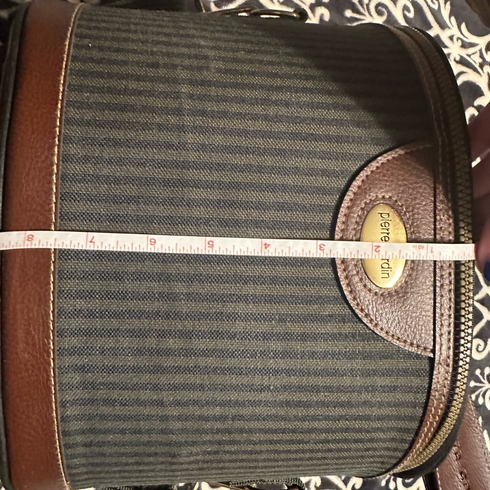 Pierre Cardin Makeup travel bag - Picture 8 of 8